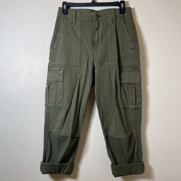 Hudson Jeans Jane Slim Cropped Cargo Pants in Army Green - Picture 2 of 6